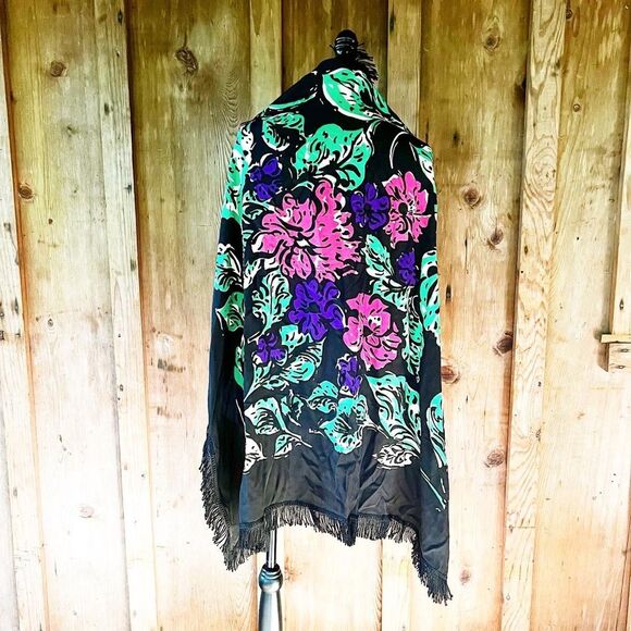 OVERSIZED TASSELED & FRINGED 40’s 40s Black Rayon Crepe Floral Piano Shawl Wrap - Picture 3 of 10